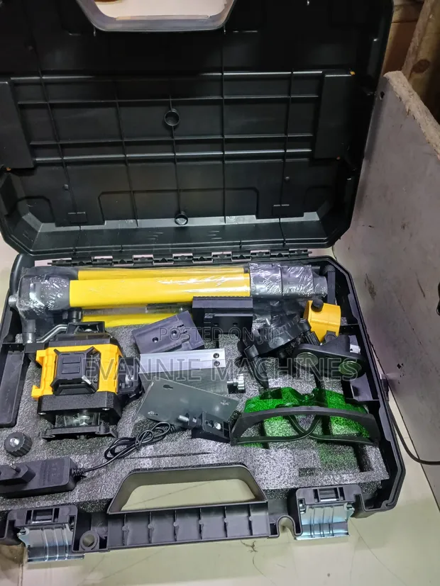 16-Line 360° Self-Leveling Green Beam Laser Level Kit - 1