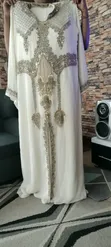 Kanzu Nyeupe ya Kawaida kwa Wanawake - 2
