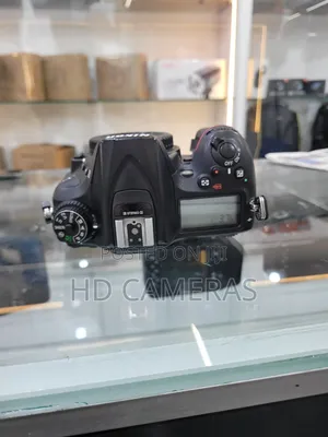 Nikon D7200 DSLR Camera