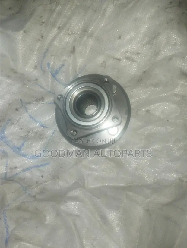 Toyota Sienta 4WD Rear Hub - Brand New - 1