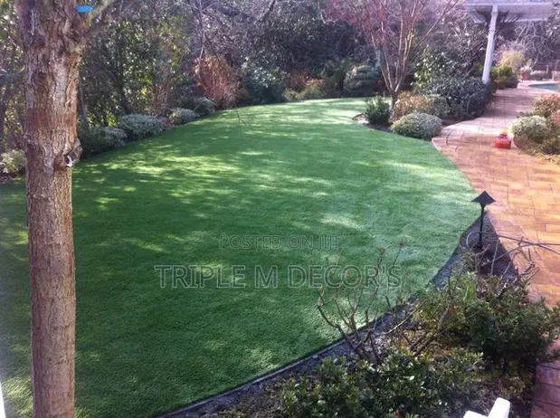 All-Weather 10mm Green Lawn Carpet - 1