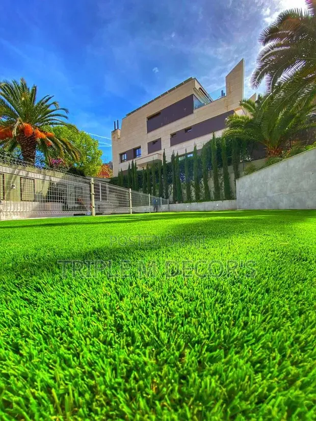 Pet-Friendly Easy-Clean Garden Turf Grass Carpet - 1