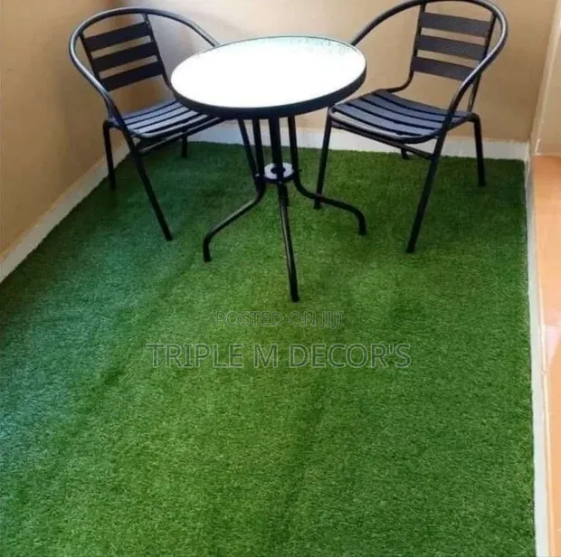 Zero Maintenance Natural Look Turf Grass Carpet - 1
