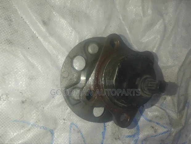Toyota Fielder 2016 2WD Rear Hub - 1