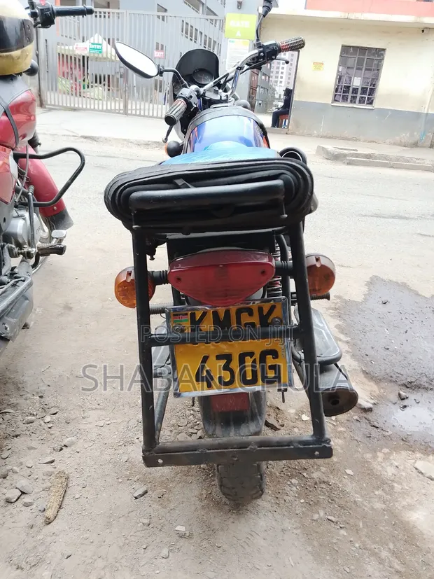 Bajaj Boxer 150 UG 2023 Blue - 1