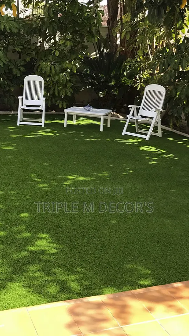 Long-Lasting Playground Artificial Grass for Outdoor Use - 1