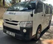 Toyota HiAce 2016 Commuter - Ina Viti 14 - 1