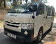 Toyota HiAce 2016 Commuter - Ina Viti 14 - 3