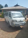 Nissan Vanette 2005 Nyeupe - 2