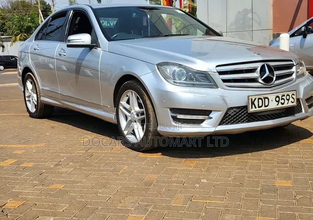 Mercedes-Benz C200 2014 Silver - 1