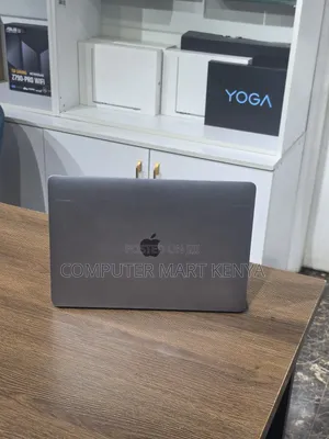 Apple MacBook Pro 13" (2019) - Core i5, 8GB RAM, 256GB SSD