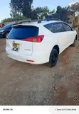 Toyota Caldina 2004 White - 4