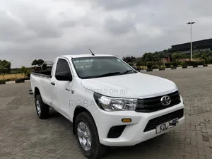 Toyota Hilux Revo Single Cab Diesel 2.4 RWD 2022