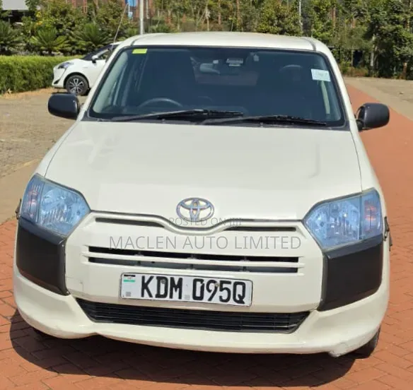 Toyota Probox 2017 White - 1