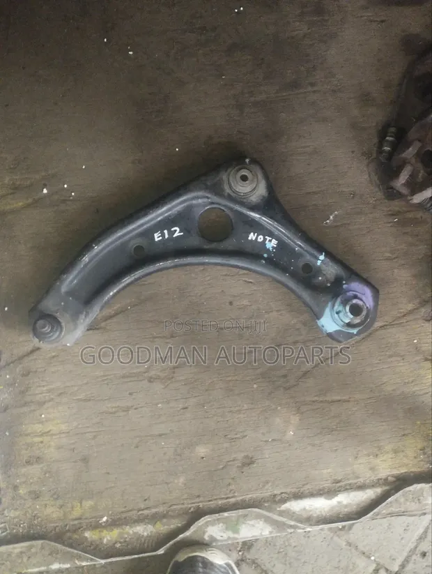 Nissan Note E12 Control Arm (Used) - 1