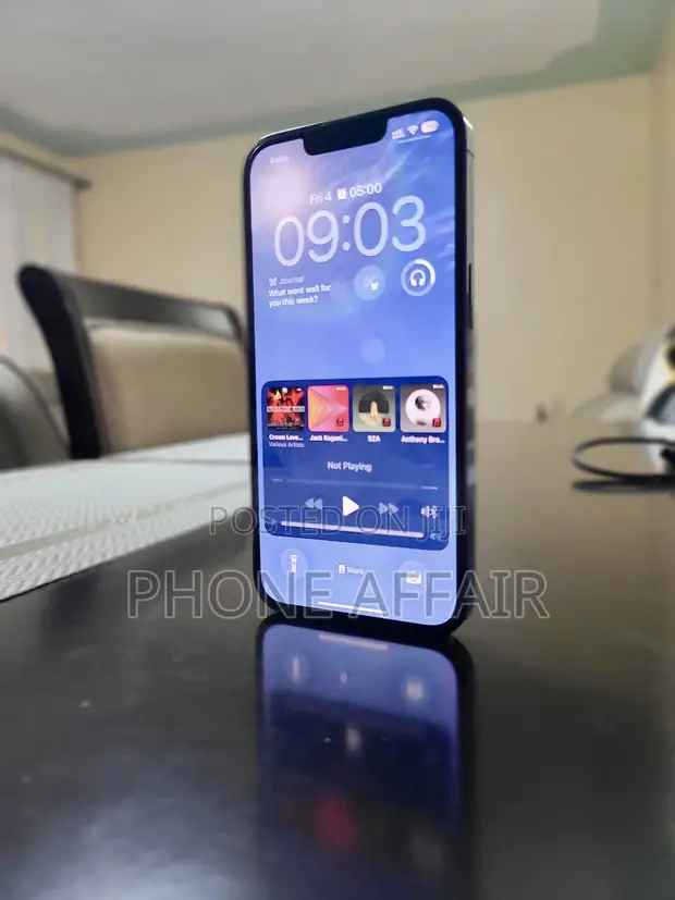 Apple iPhone 13 Pro 1TB Blue - 1