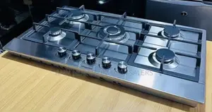 Hisense 76cm Built-in Gas Hob