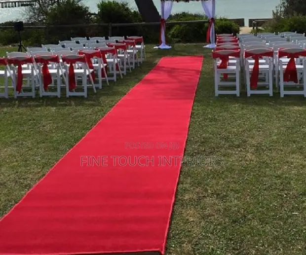 Carpet Runners for Outdoor Gatherings - 1