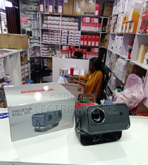 CY900 Android Projector yenye Bluetooth Connectivity - 1