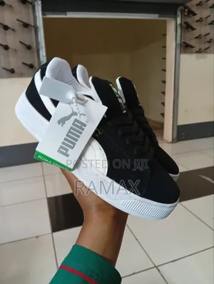 Puma Suede XL Sneakers