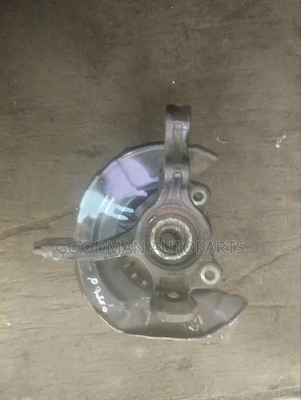 Toyota Passo Front Hub - 1