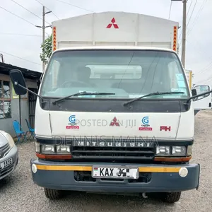 Mitsubishi Fighter 2005 Lori Rigid