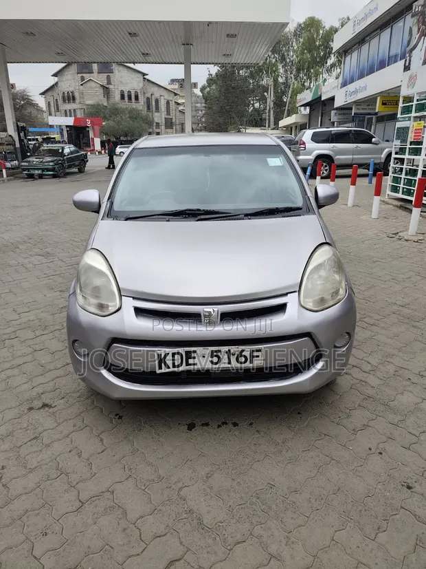 Toyota Passo 2014 Purple - 1