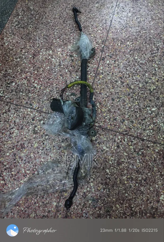 Mazda Demio (Old) / Verisa Steering Rack - 1
