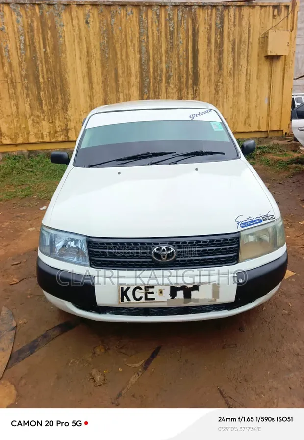 Toyota Probox 1.5 DX 2WD 2010 White - 1