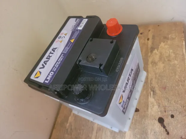 VARTA LN0 DIN 50 EFB Hybrid Car Battery 50Ah 550cca - 1