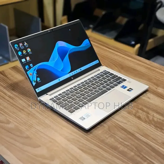 HP EliteBook 630 G10 Laptop - 16GB RAM, 512GB SSD, Core i7 - 1