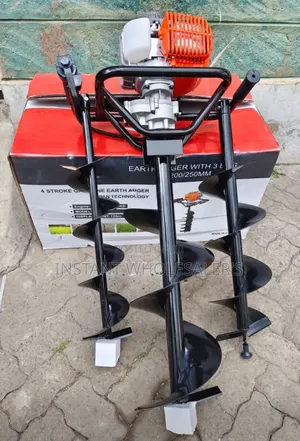 4-Stroke Hole Digging Machine