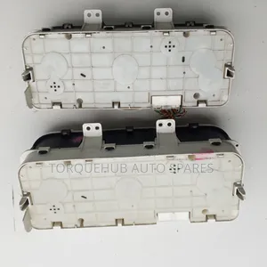 Toyota Hiace Shark 7L Speedometer