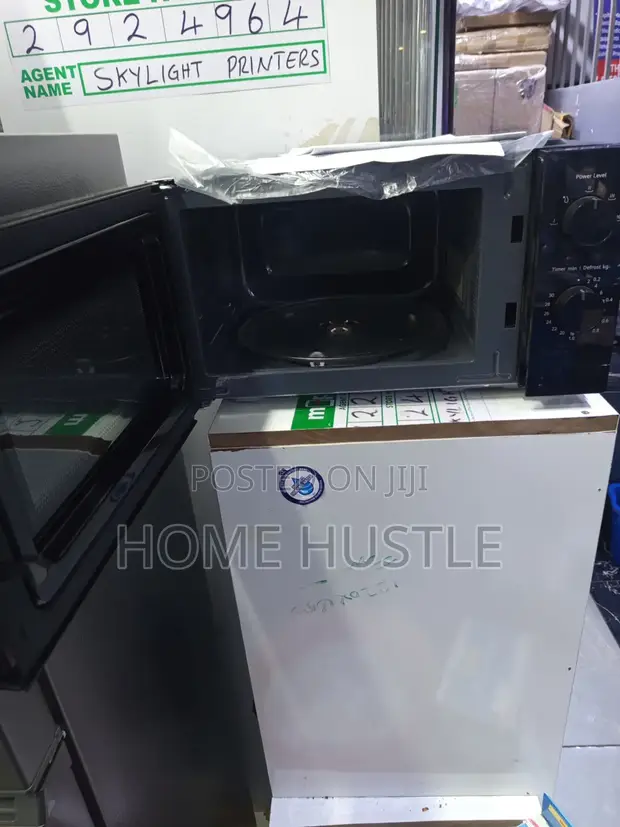 Roch 20L Manual Microwave Oven - 1