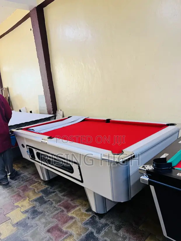 Premium 7ft Wide Frame Pool Table - 1
