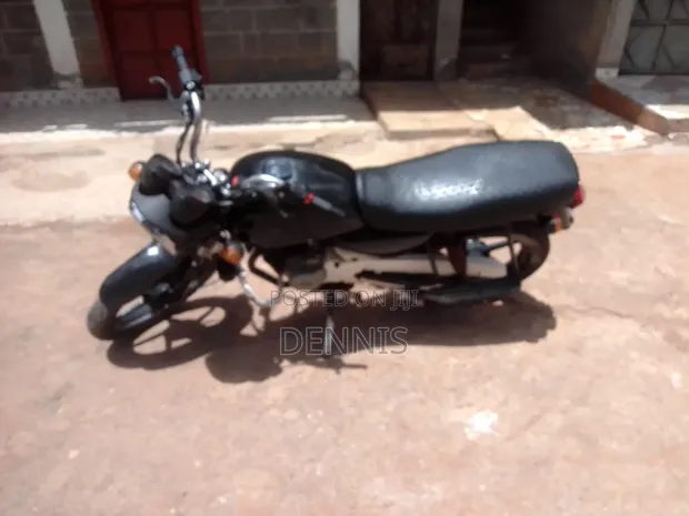 Bajaj Boxer 150 UG 2021 Black - 1