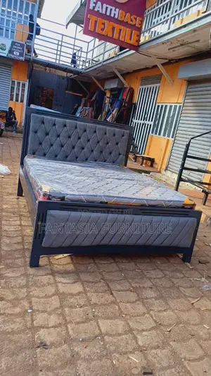 5x6 Grey Tufted Mocket Bed Frame - Free Delivery