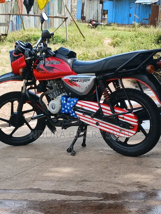Bajaj Boxer 125 2022 Red - 1