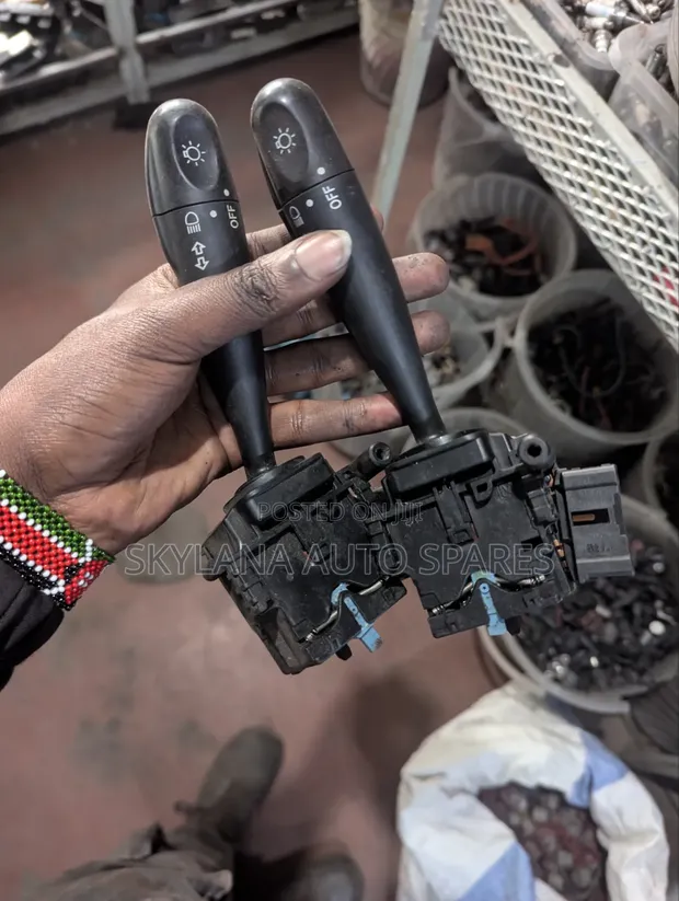 Toyota Probox Headlight Switch (Used) - 1