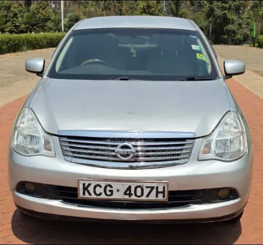 Nissan Bluebird Sylph 2009 Silver - 1