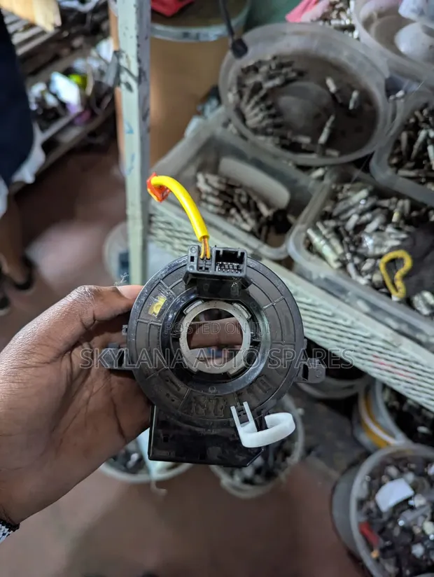 Mitsubishi Horn Spiral - 1