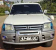 Toyota Land Cruiser Prado 2001 White - 1