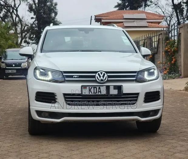 Volkswagen Touareg 2014 R-Line V6 Turbo-Diesel - 1