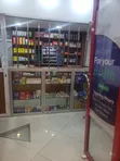Duka la Dawa Linauzwa - Eneo la Mall Lenye Shughuli Nyingi - 3