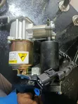 Air Suspension Compressor Pump for Toyota Prado 150/120, 4Runner - 1