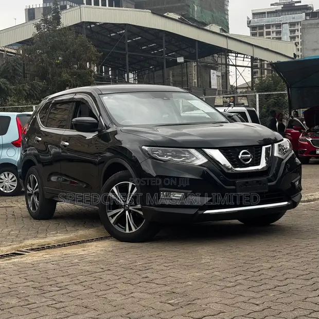 Nissan X-Trail 2.0 Petrol AWD 2019 Black - 1