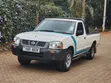 Nissan Hardbody 2011 White - 3