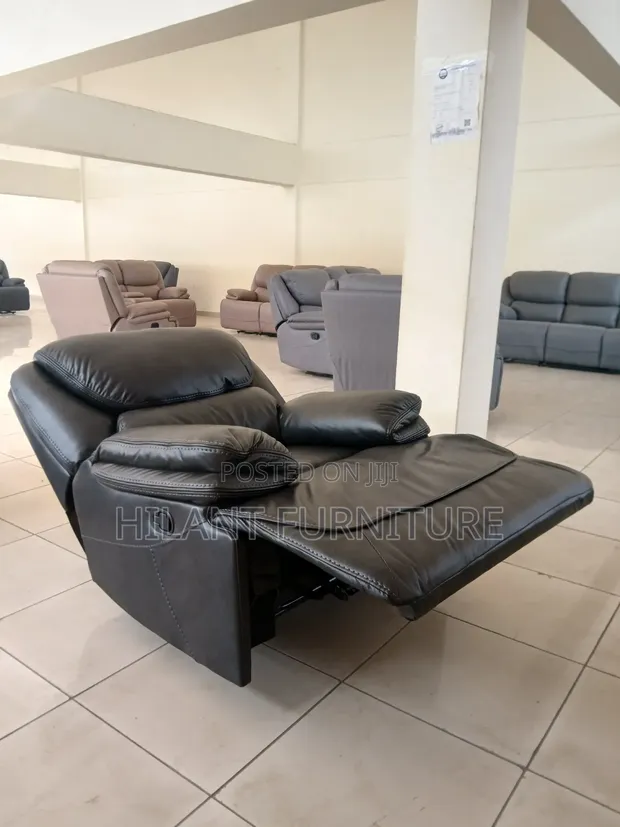 Luxury Single Seater Recliner Sofa - Black Leather - 1