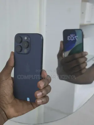 Apple iPhone 15 Pro 256GB Blue Titanium