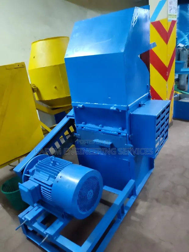 Kafum Engineering Plastic Shredder/Crusher Machine - 1